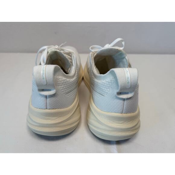 Asics Women's Gel-Nimbus 26 Running Shoe, White, Size 10 - Picture 3 of 8